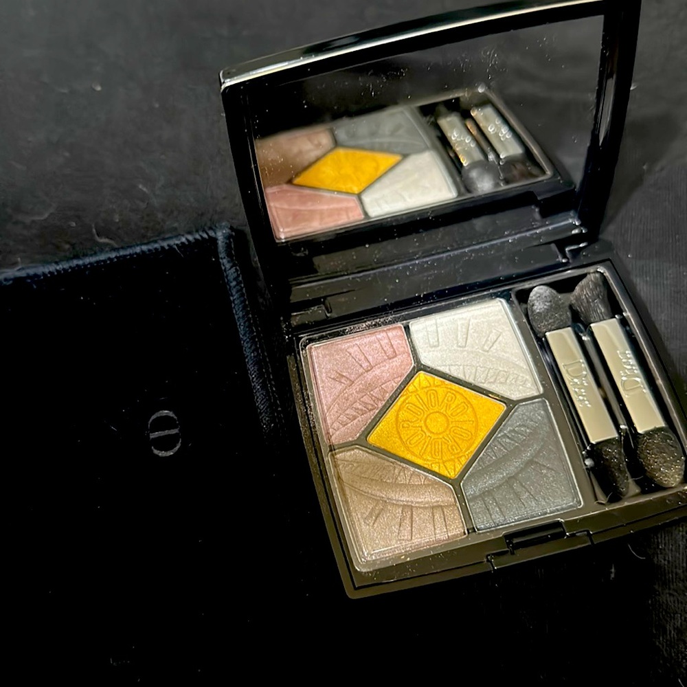 Dior eyeshadow 517 Intensif-eye